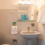 Bozikis * パレオカストリッツア